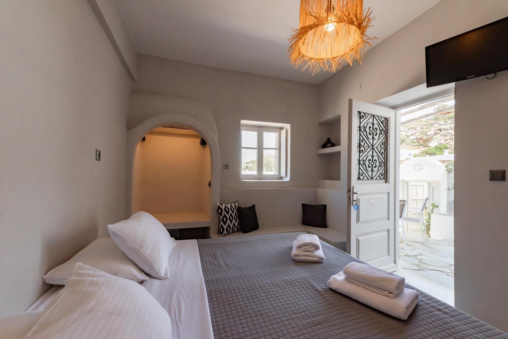 Rania Apartments Sea View Mykonos Town Extérieur photo